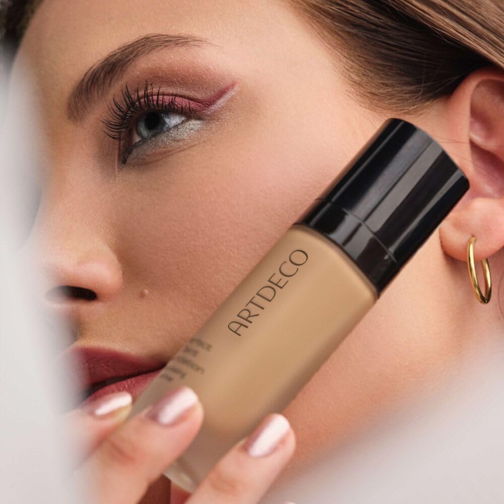 Detalle de ARTDECO Perfect Teint Foundation – langanhaltende, ölfreie Foundation mit Hyaluronsäure