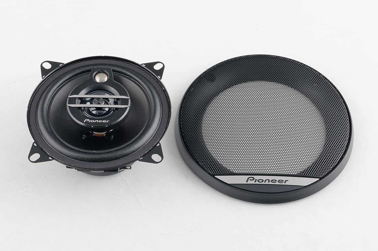 Thumbnail 3 de Pioneer TS-G1030F 10 cm 210 W