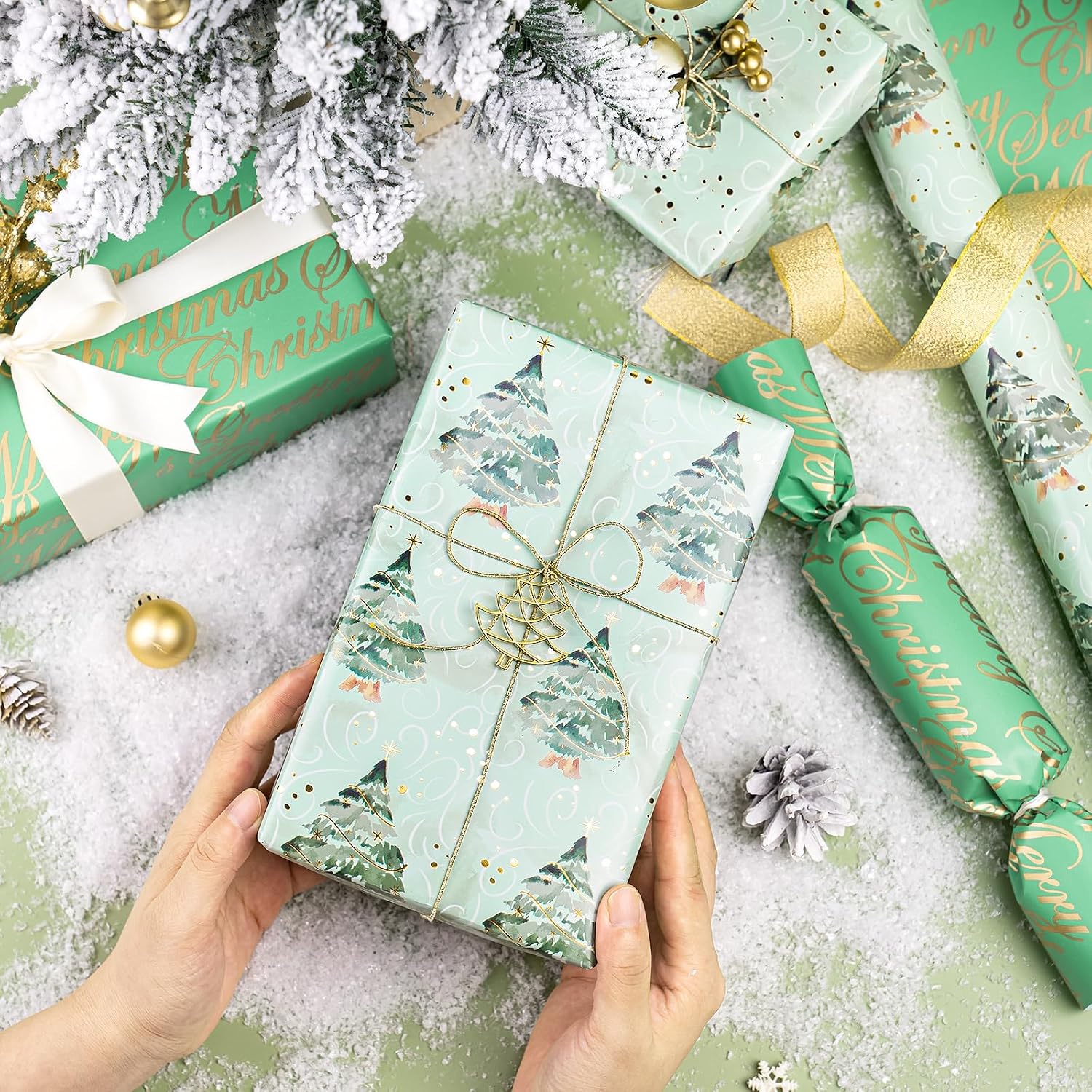 Detalle 2 de WRAPAHOLIC Christmas Wrapping Paper, Mini Roll