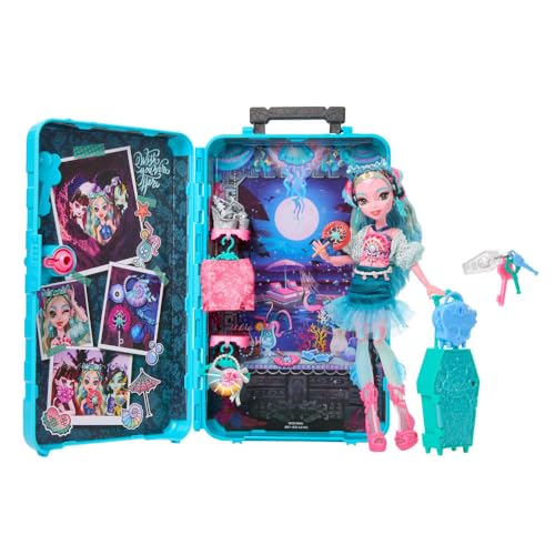 Detalle 1 de Monster High Skulltimate Secrets Lagoona Blue JDR51, muñeca con maleta y 19+ sorpresas