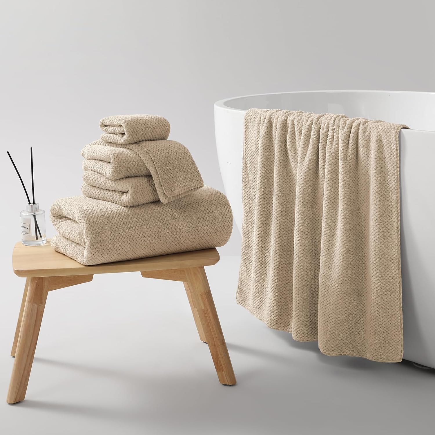 Detalle 1 de REDKISS 6-Piece Bath Towel Set, Microfiber Coral Fleece, Camel