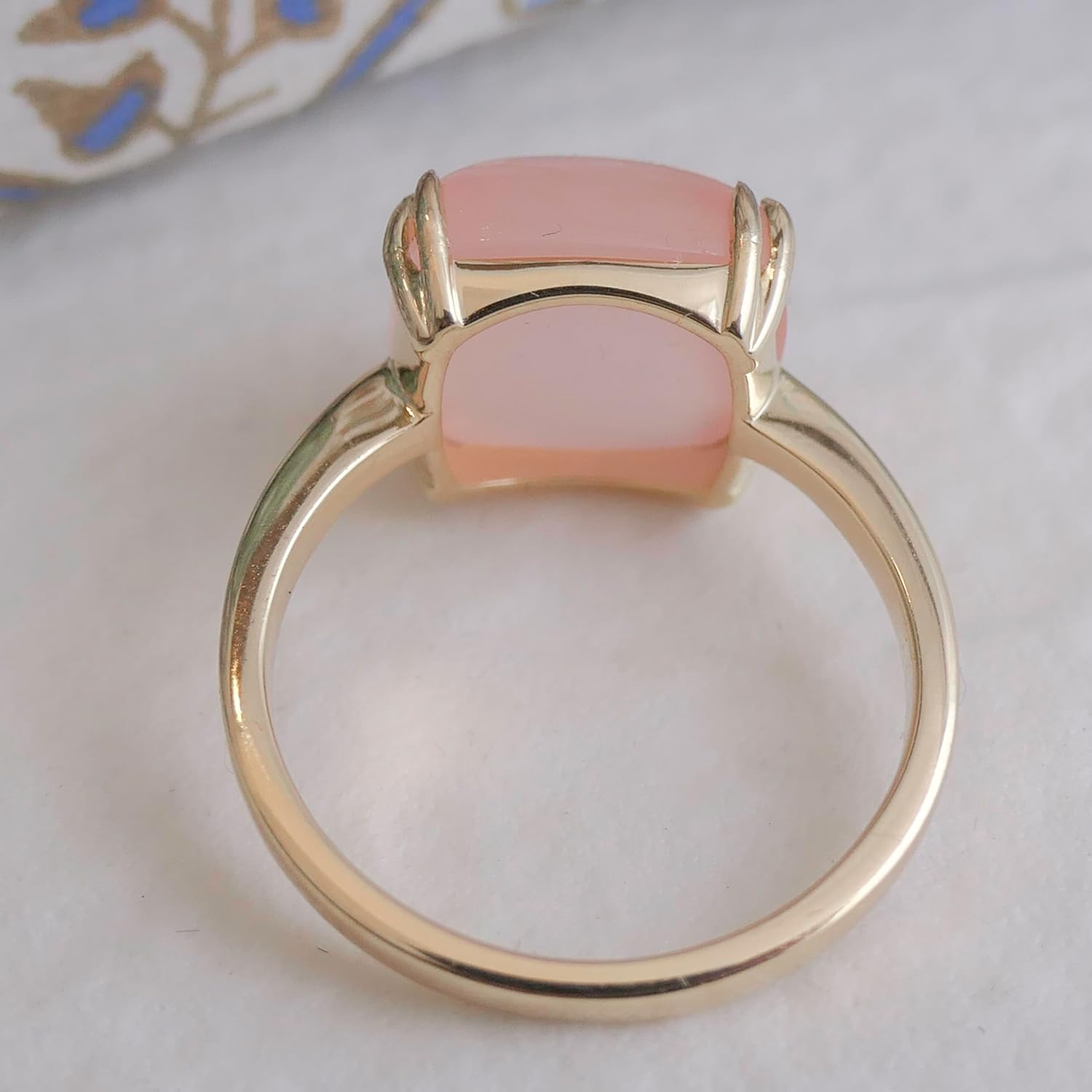Detalle de Sophia Rose Jewellery Rosa Chalcedon „Sugar Loaf“ vergoldet – Sterling Silber Ring (Größe US 7)