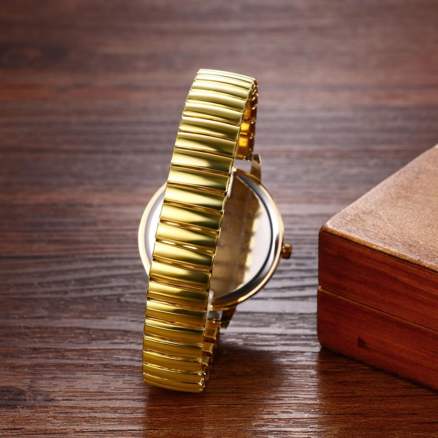 Detalle 2 de Avaner Armbanduhr Damen mit großem Zifferblatt, elastischem Armband und analogem Quarzwerk