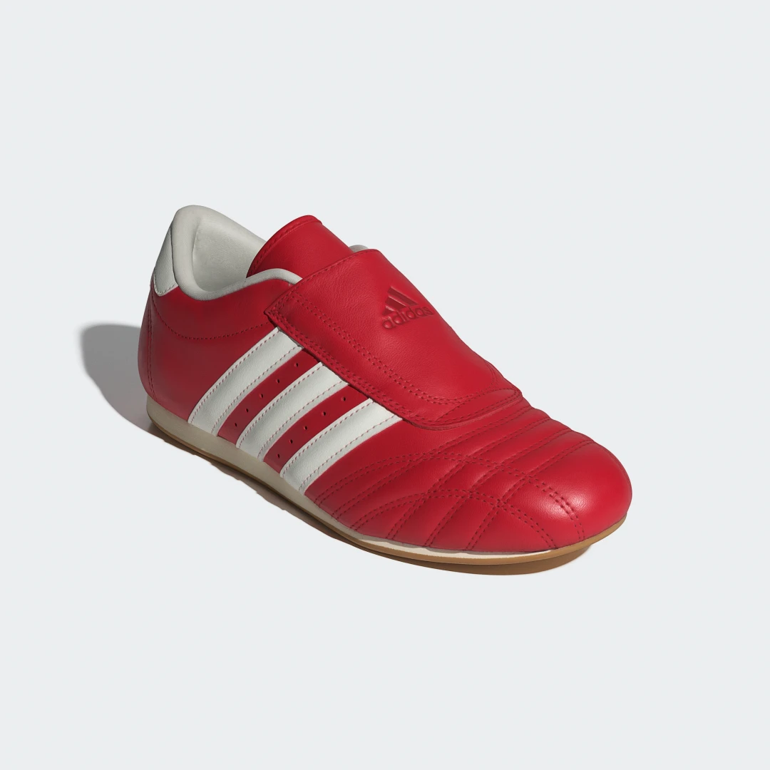 Detalle de Zapatilla Adidas Taekwondo – Rojo