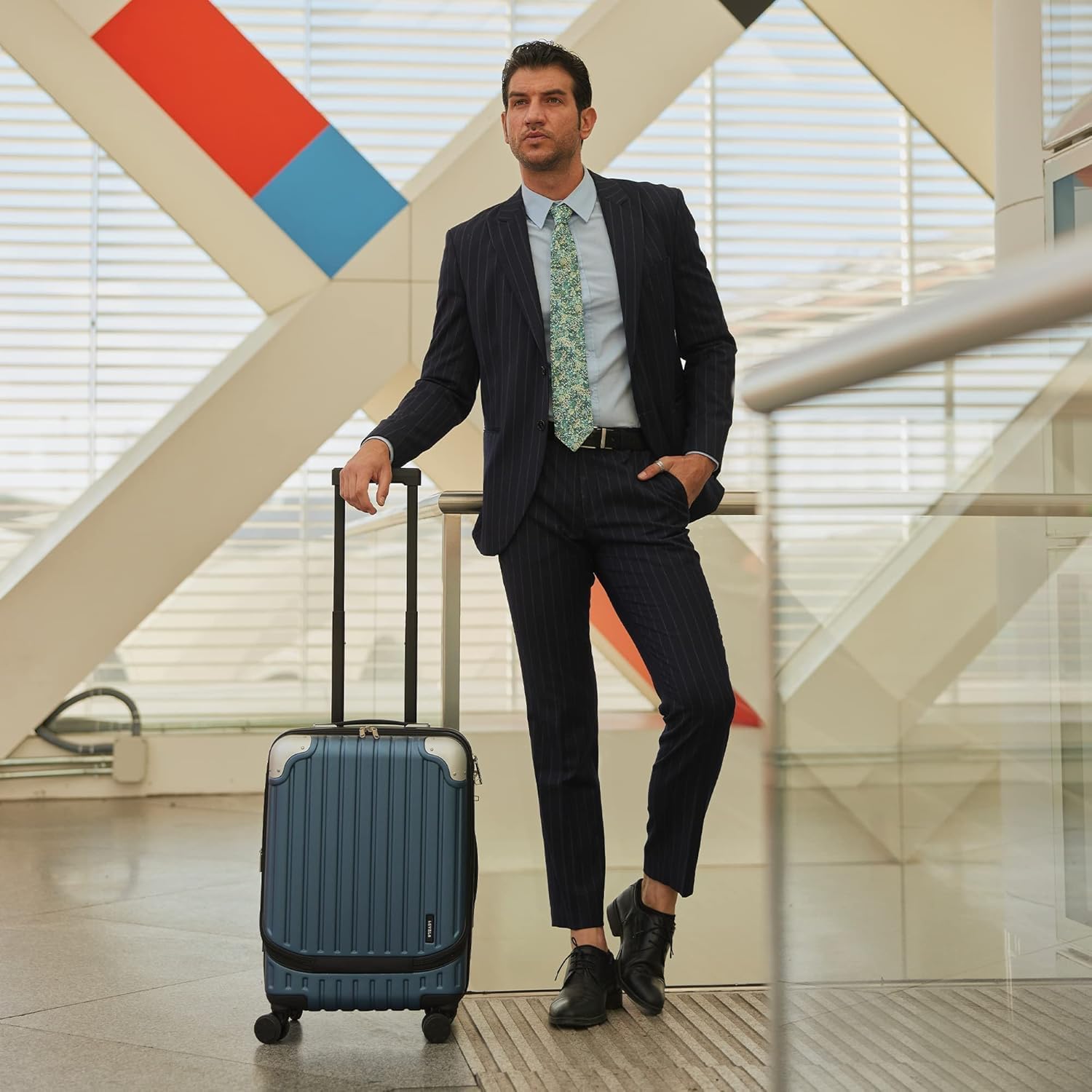 Detalle 2 de LEVEL8 Koffer Trolleys Hartschalen 55,5 cm • ABS+PC, TSA, 36 L, Blau