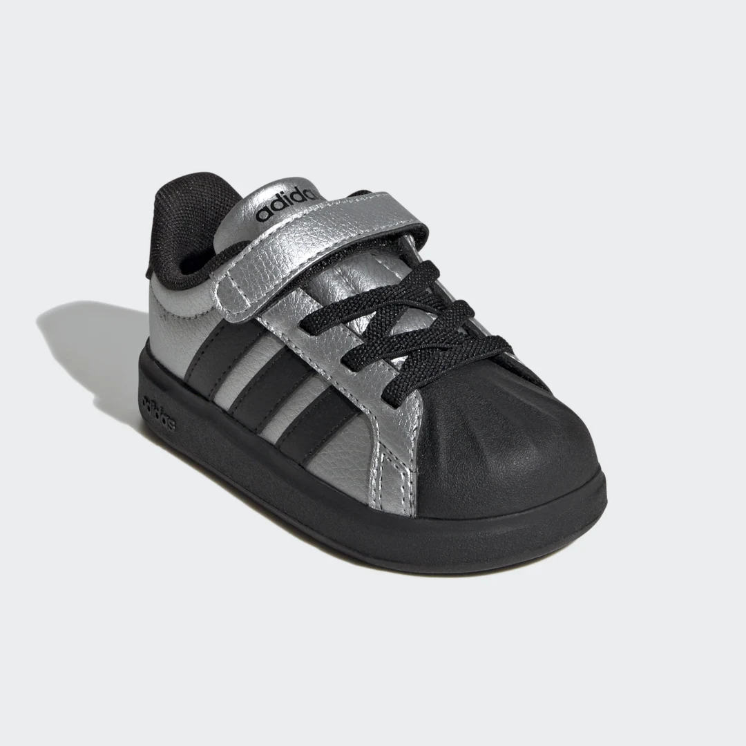 Detalle 2 de Streettalk Adidas en Plateado: nivel urbano con envío gratis y 30 días de devolución