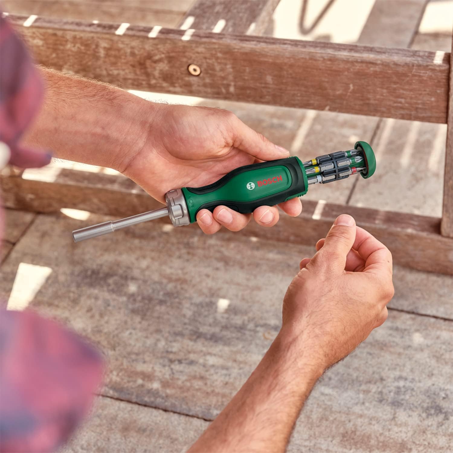 Thumbnail 2 de Bosch Home and Garden ratchet screwdriver with 12 bits (pop-up bit magazine, magnetic holder)