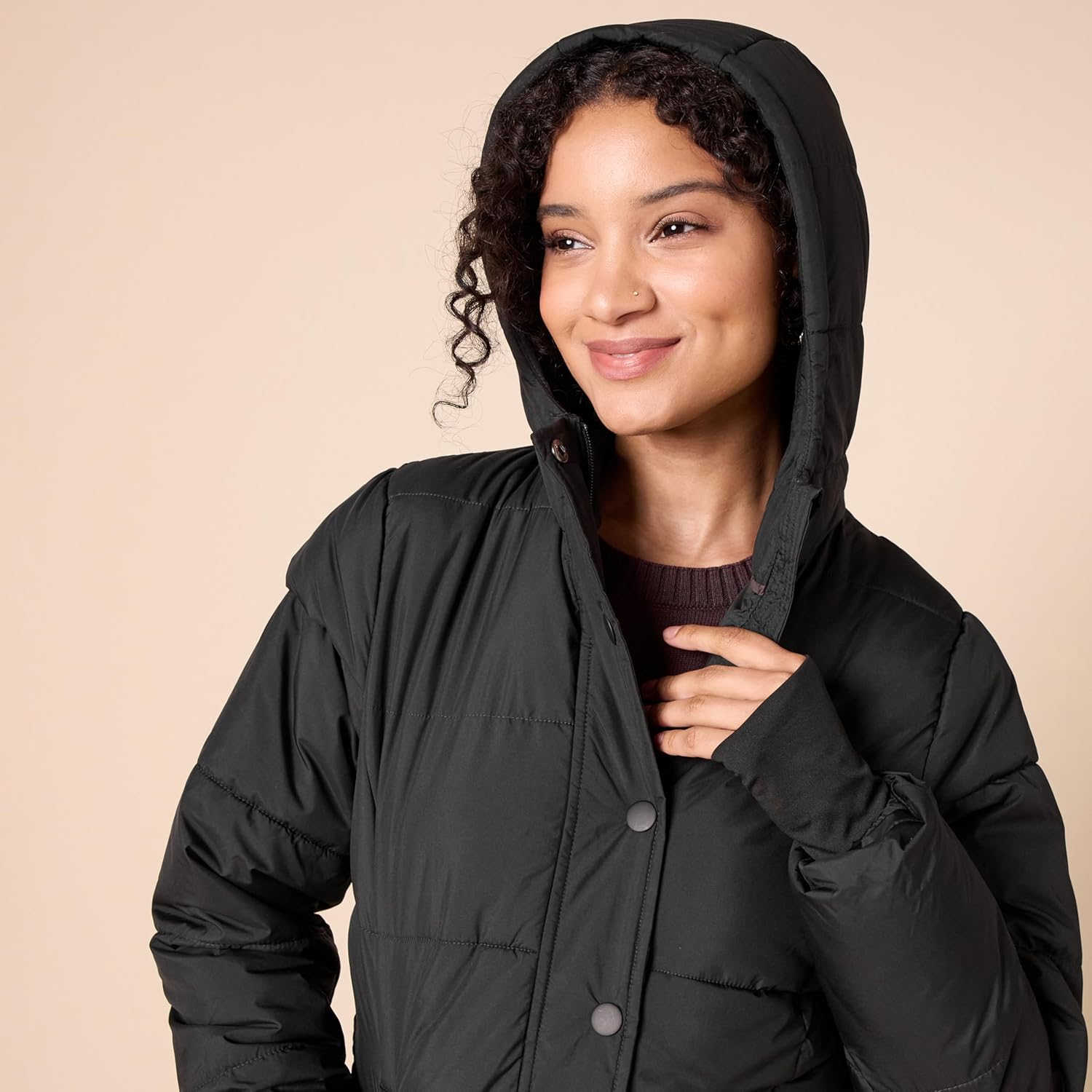 Thumbnail 3 de Amazon Essentials women’s heavyweight quilted long-sleeved hooded puffer jacket (plus size available)