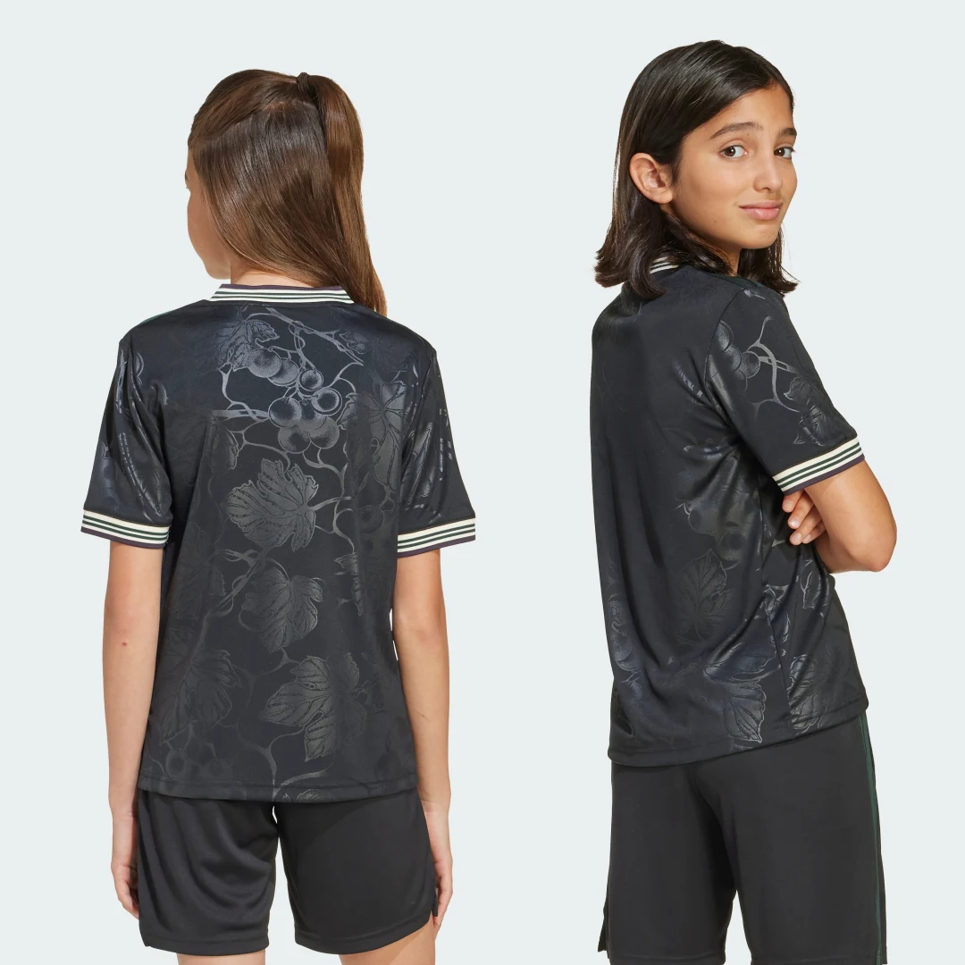 Detalle 2 de Camiseta tercera Juventus 25/26 de Adidas — negro, para fans que buscan estilo y comodidad