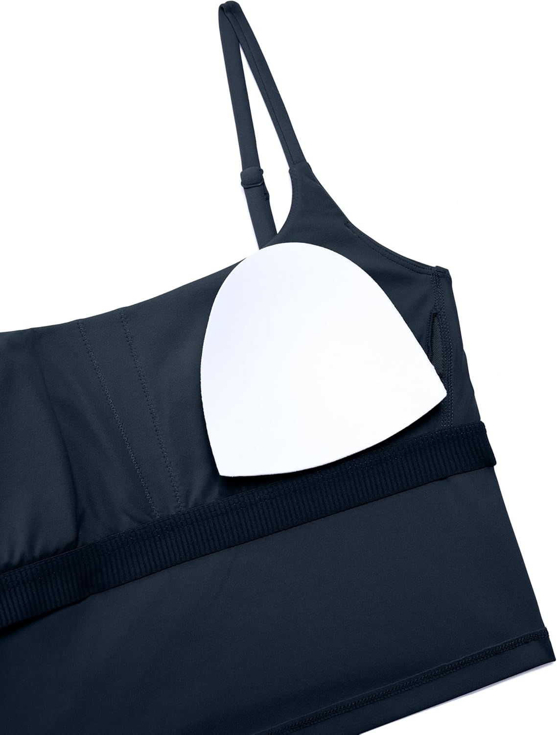 Detalle de CRZ YOGA Butterlift Women's Scoop Neck Longline Sports Bra — Built-in, Removable Pads, U Back