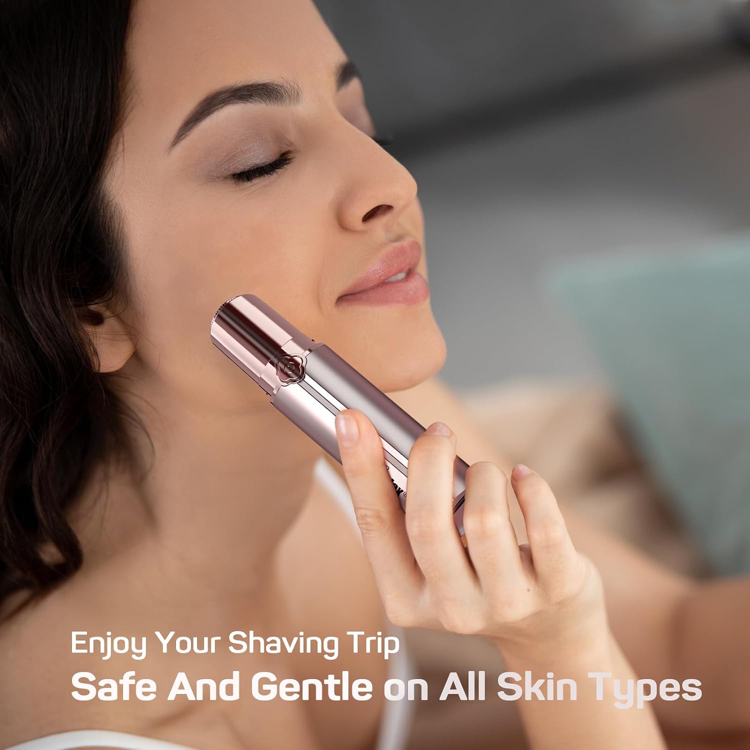 Thumbnail 5 de Facial Hair Removal for Women - As Seen on TV: Gentle, Painless Electric Face Shaver with 2 Replacement Heads