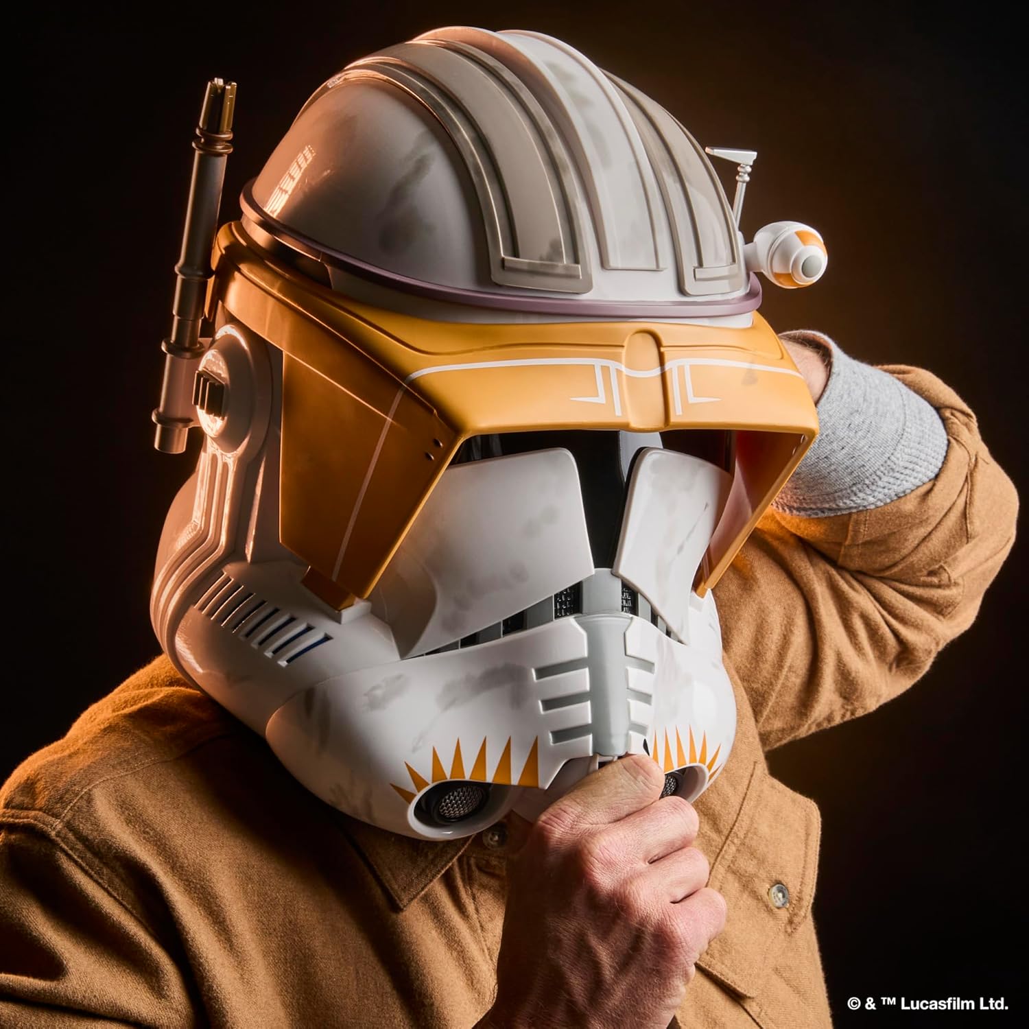 Detalle de STAR WARS The Black Series Clone Commander Cody Electronic Helmet (Revenge of the Sith) - Premium Replica, Amazon Exclusive