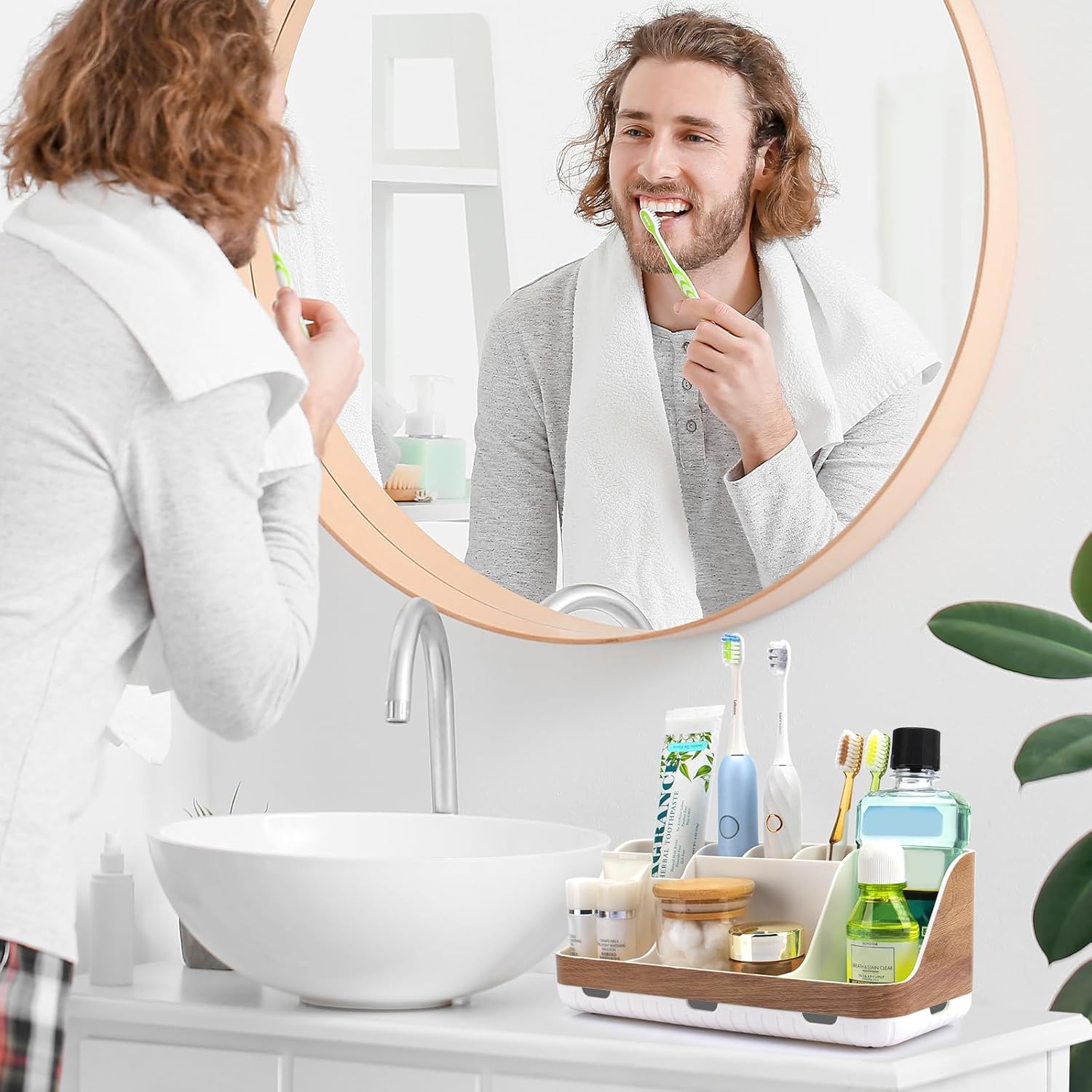 Detalle 2 de GFWARE Bathroom Organizers and Storage 7-Compartment Toothbrush Holder