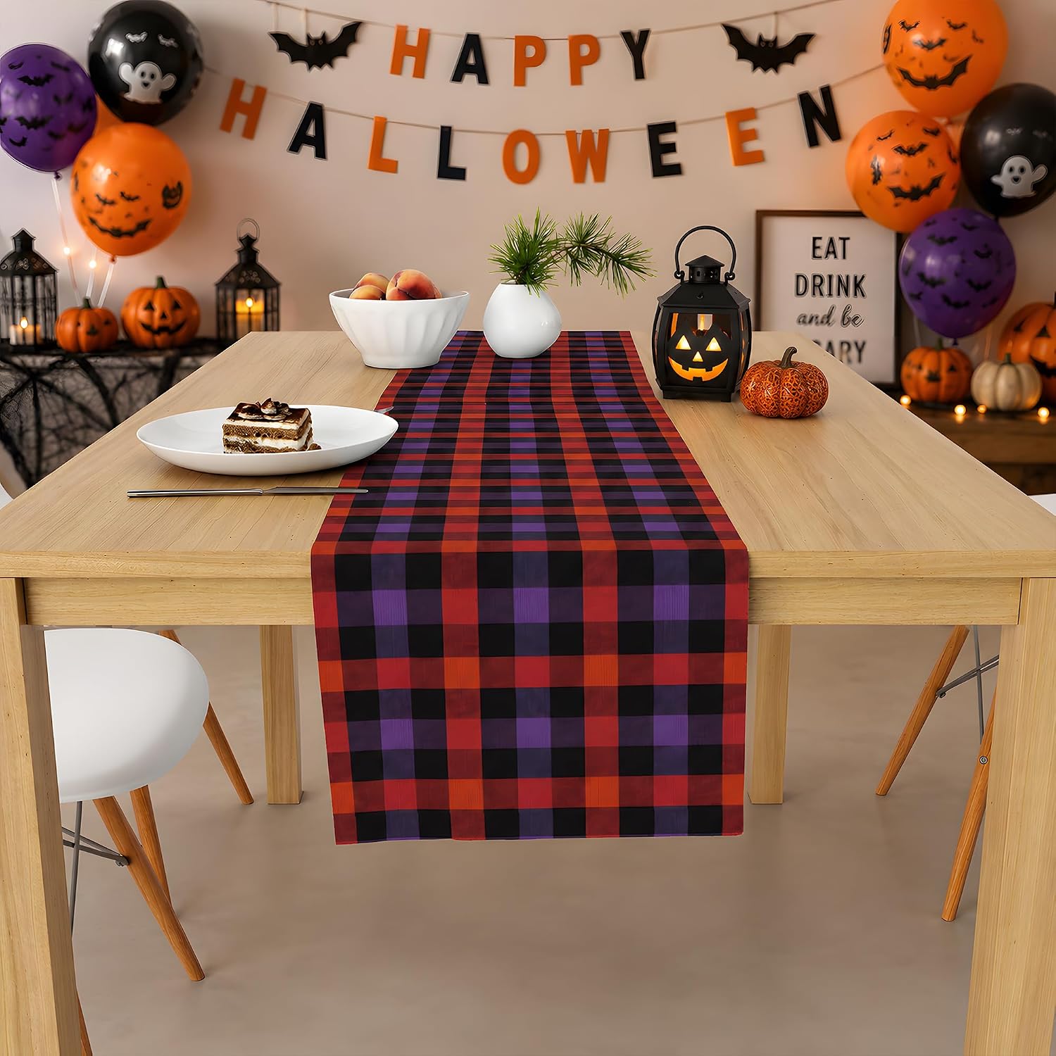 Detalle 2 de Halloween Table Runner, Polyester