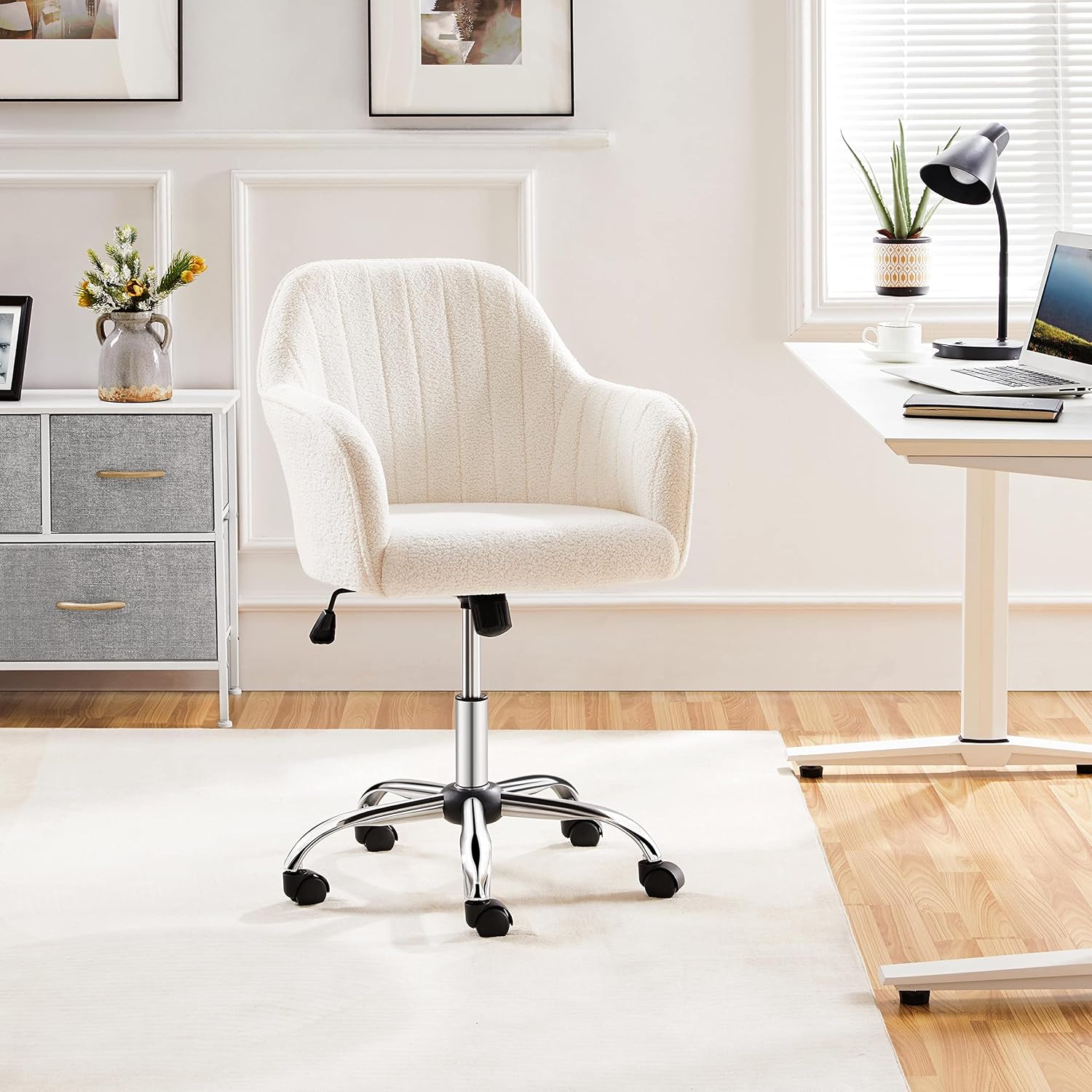 Detalle 2 de Yaheetech Sedia Scrivania Ergonomica in Velluto 136 kg