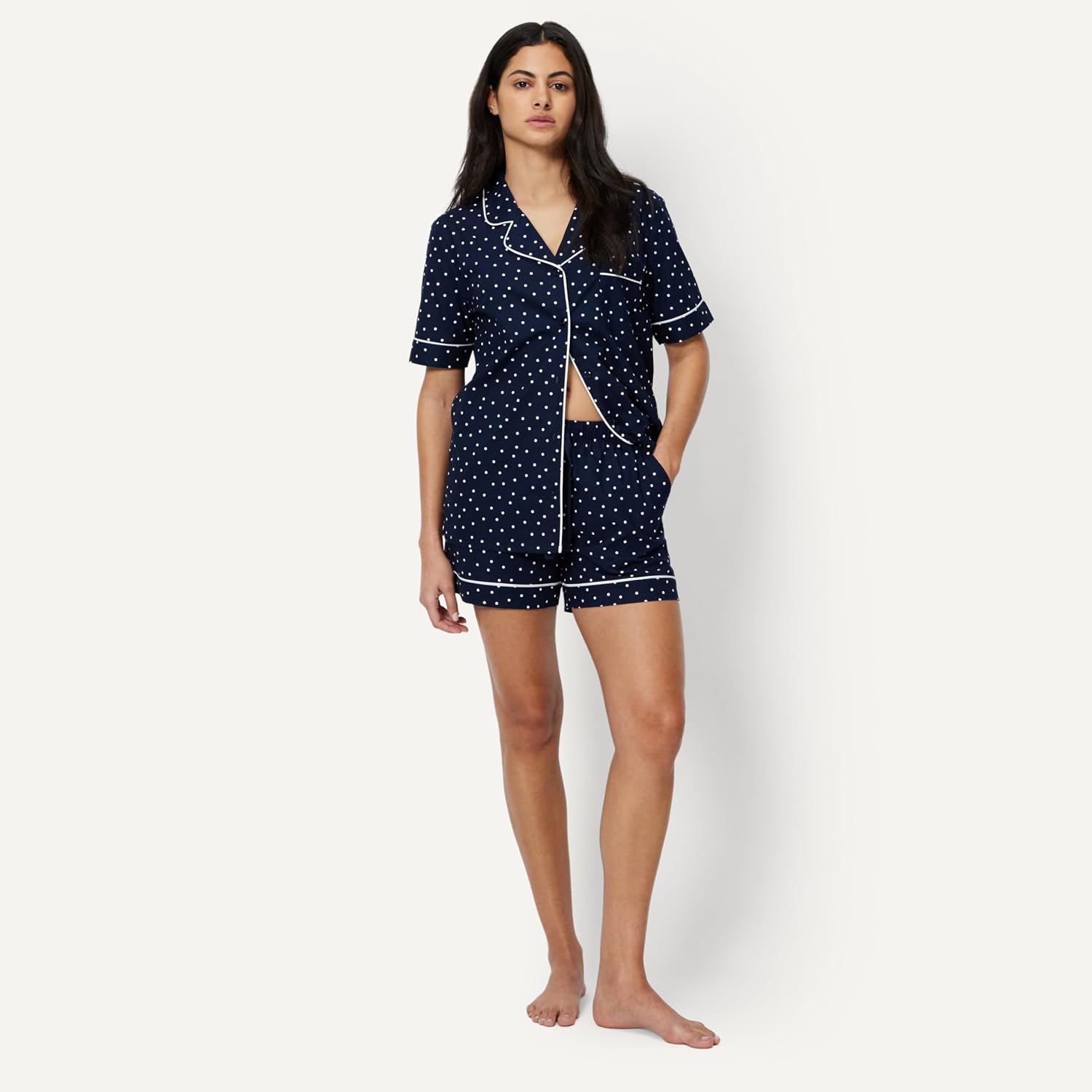 Detalle de Amazon Essentials Damen Schlafanzug aus Baumwoll-Stretch-Popeline, Kurzarm + Shorts