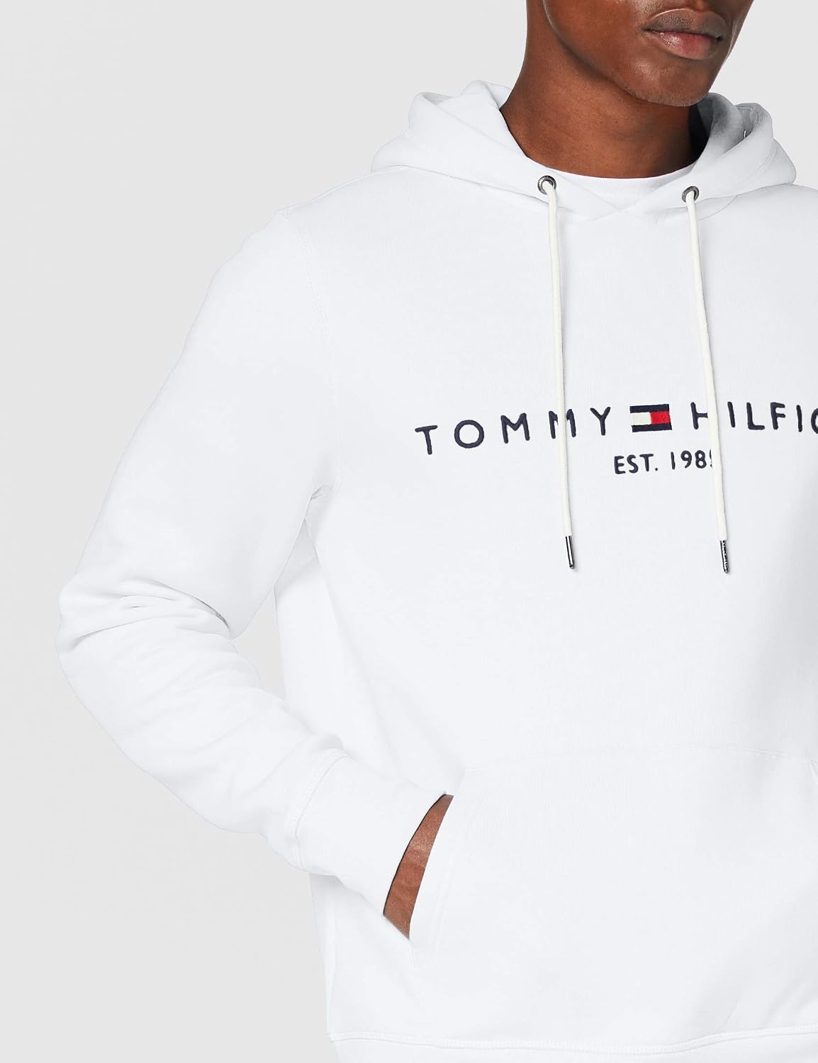 Detalle de Tommy Hilfiger Men’s Tommy Logo Hoodie with drawstring hood
