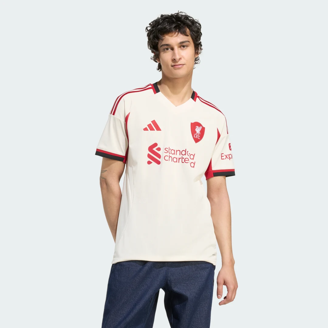 Detalle de Camiseta segunda equipación Liverpool FC 25/26 de Adidas — Blanco