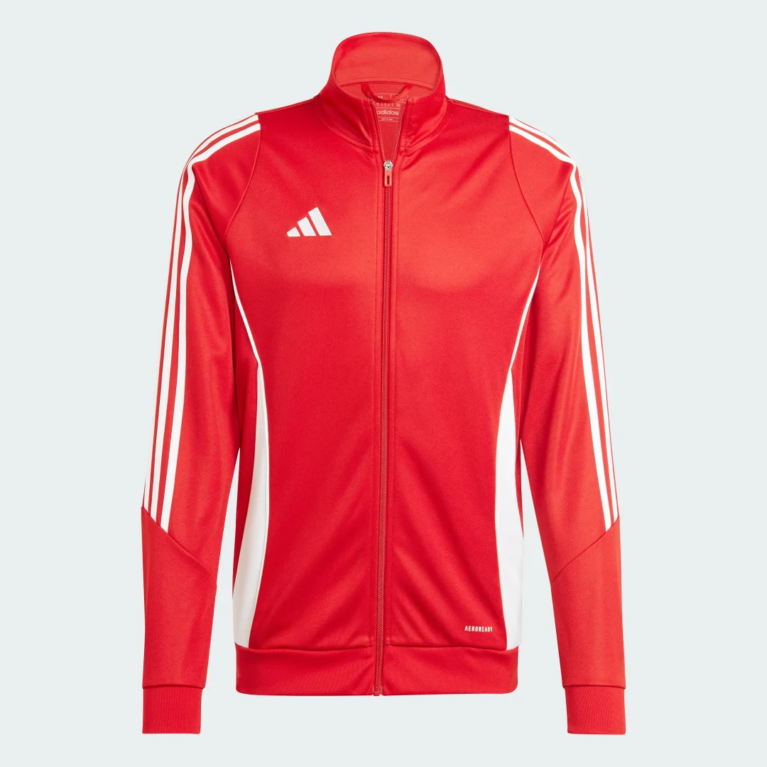 Detalle de Chaqueta entrenamiento Tiro 24 de Adidas: roja, versátil y pensada para la sudoración diaria