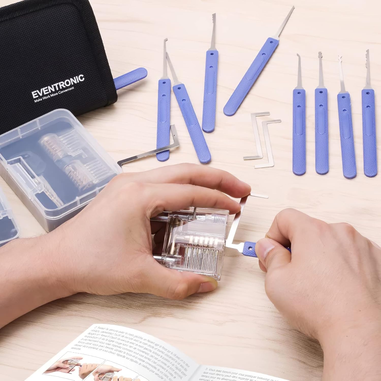 Detalle 2 de Eventronic 17-Piece Lock Picking Set with 2 Transparent Practice Locks