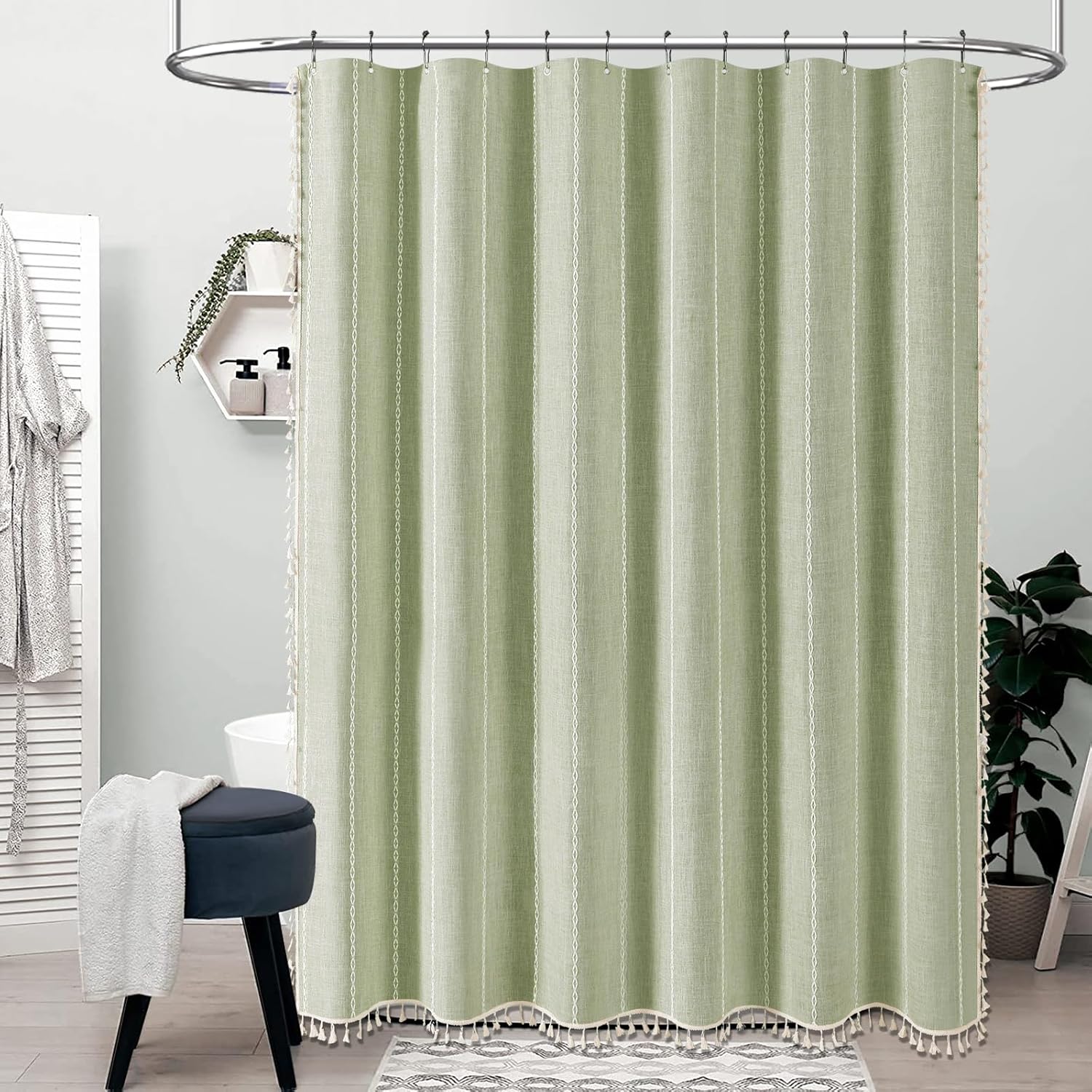 Detalle 2 de BTTN Sage Green Shower Curtain 72x72