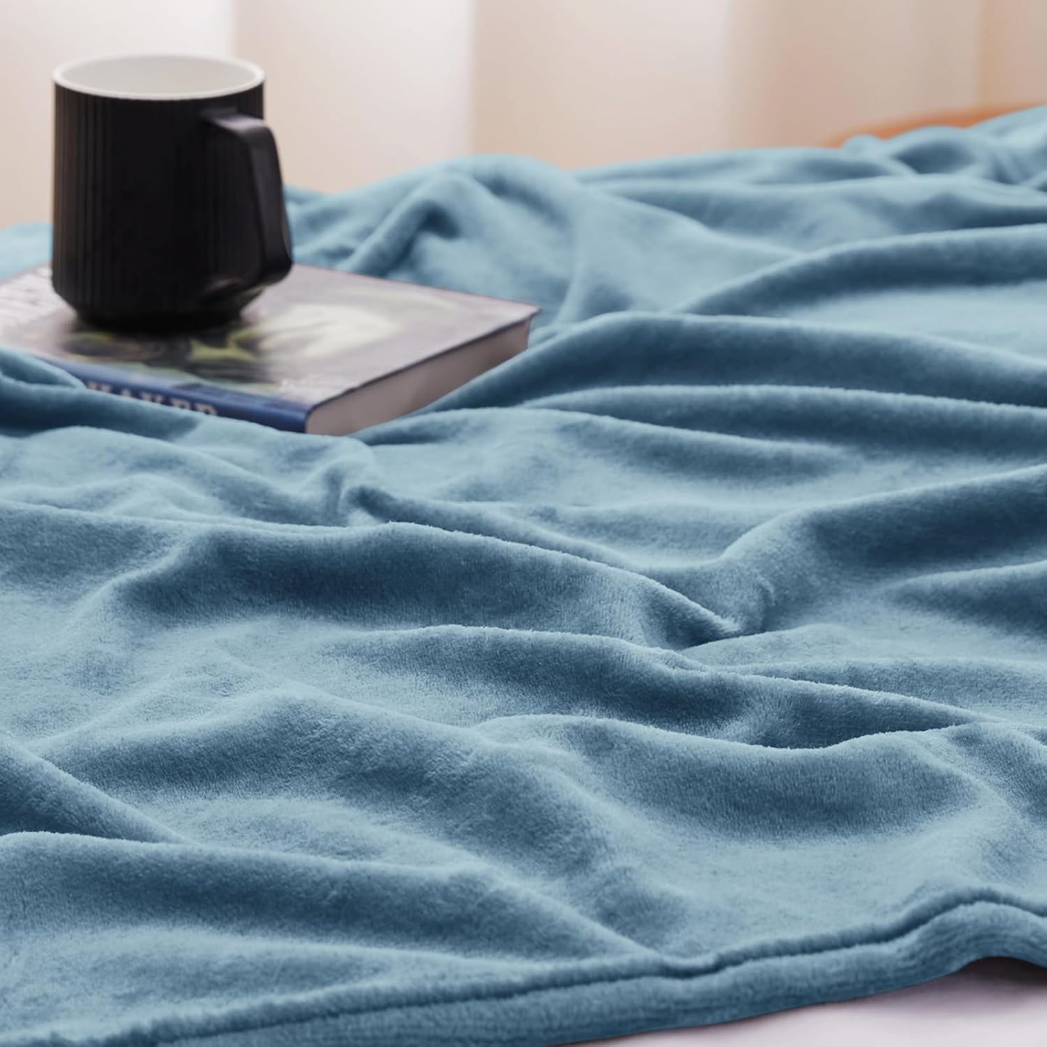 Thumbnail 6 de WAVVE Plaid in pile di flanella 260gsm 220x240 cm grigio/blu: coperta morbida per divano e letto