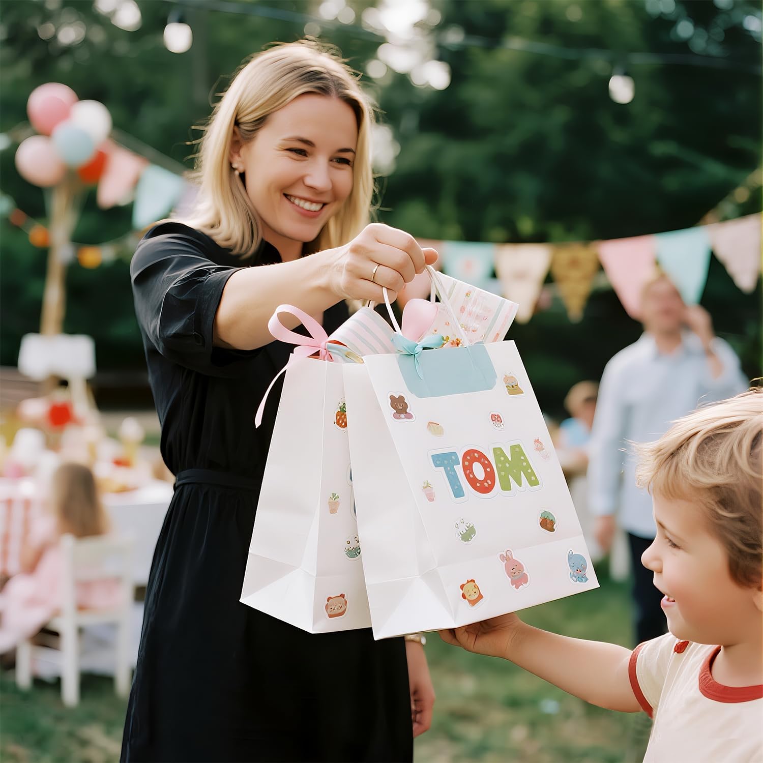 Thumbnail 3 de Ginkgo 100 Pack White Gift Bags with Handles – Medium Kraft Bags (8x4.25x10.25)