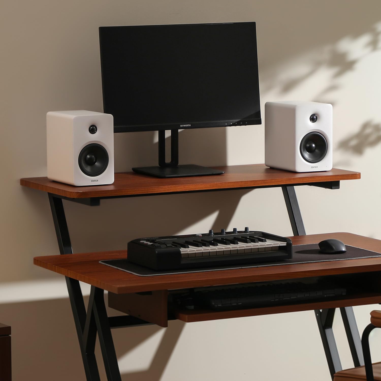 Thumbnail 1 de Edifier M90 Regal-Lautsprecher – 100 W RMS, Hi-Res, Bluetooth 6.0, HDMI eARC/Optisch/USB-C/AUX