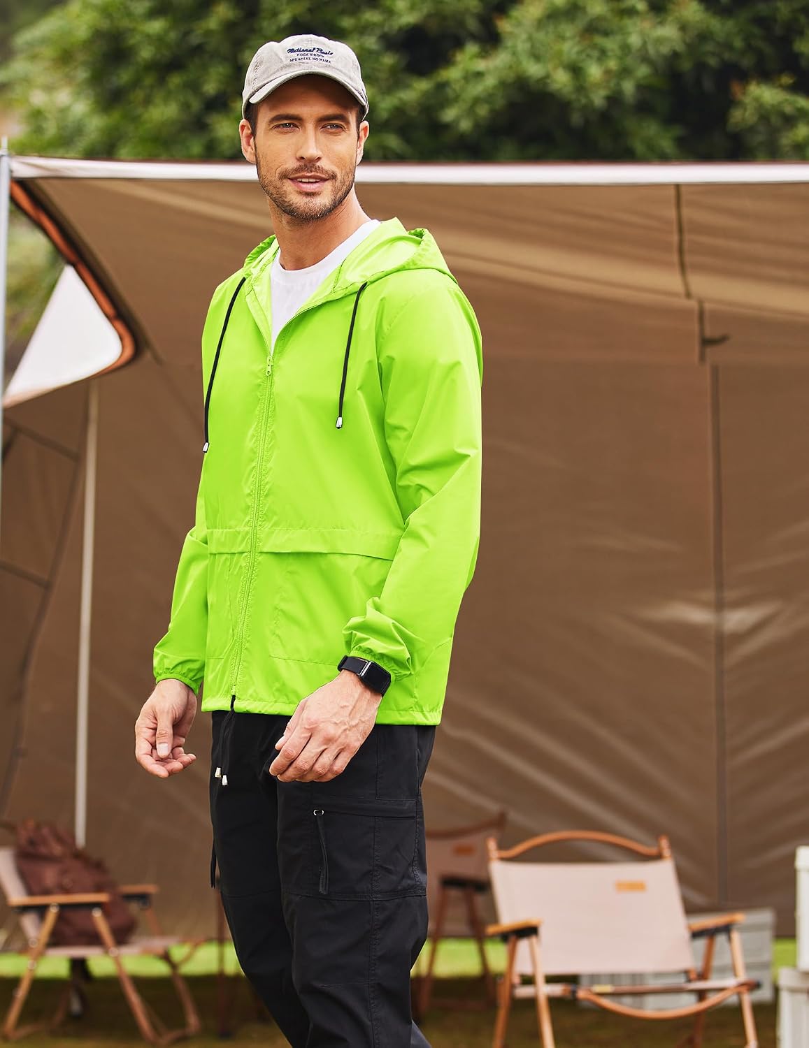 Detalle de COOFANDY Men’s Packable Rain Jacket with Hood — Lightweight Waterproof Raincoat for Travel & Outdoor Use