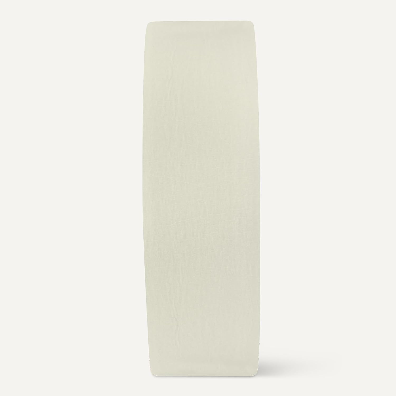Detalle de Amazon Basics Multi-Surface Masking Tape for Labeling, 1.41" x 60 Yards – Beige (1 Roll)