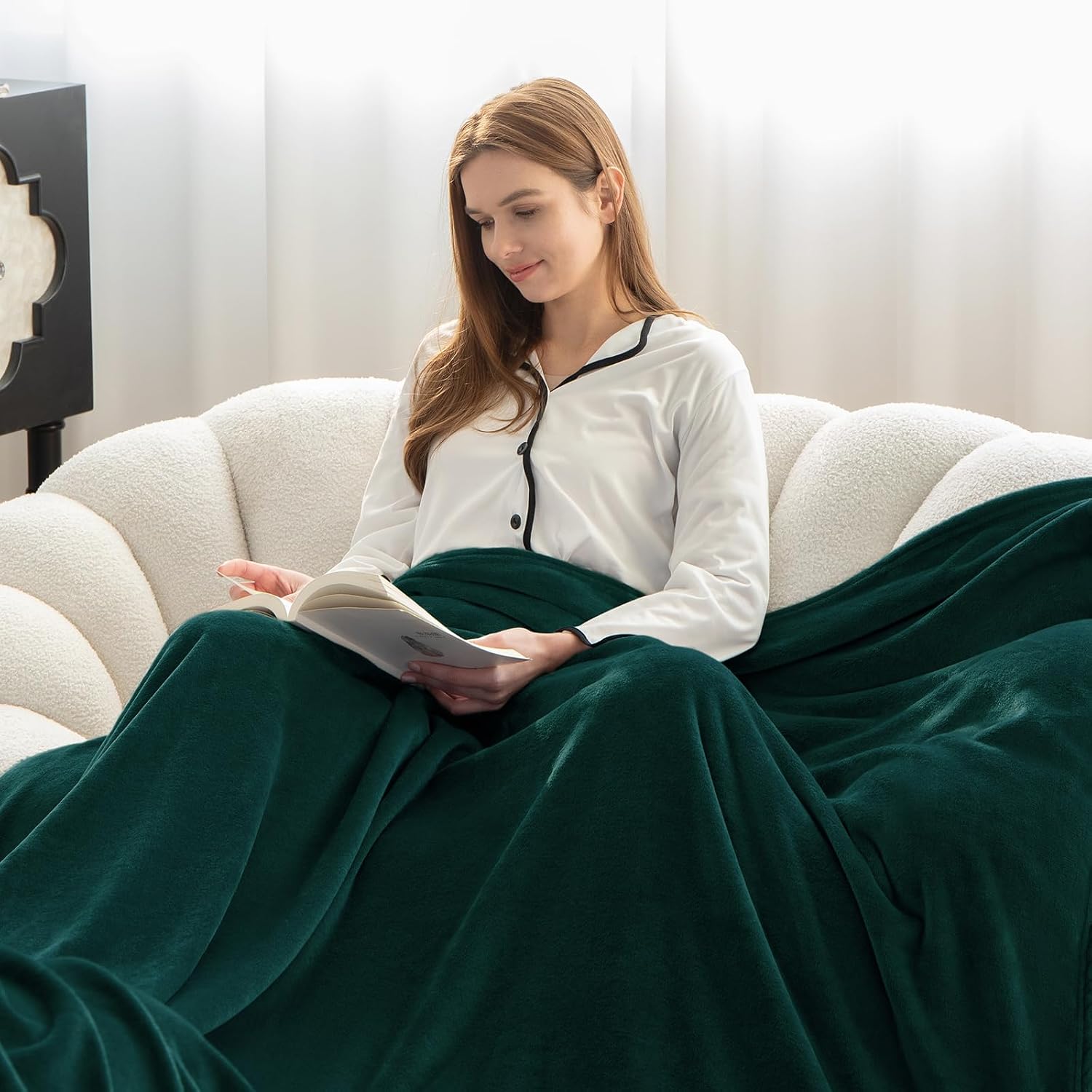 Thumbnail 3 de WAVVE Kuscheldecke „Flauschig“ Waldgrün – Sofadecke 150x200 cm aus Microfaser