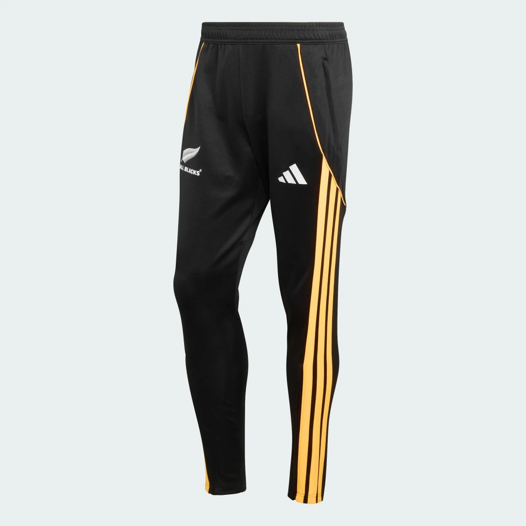 Detalle de Pantalón de entrenamiento All Blacks Marvel de Adidas