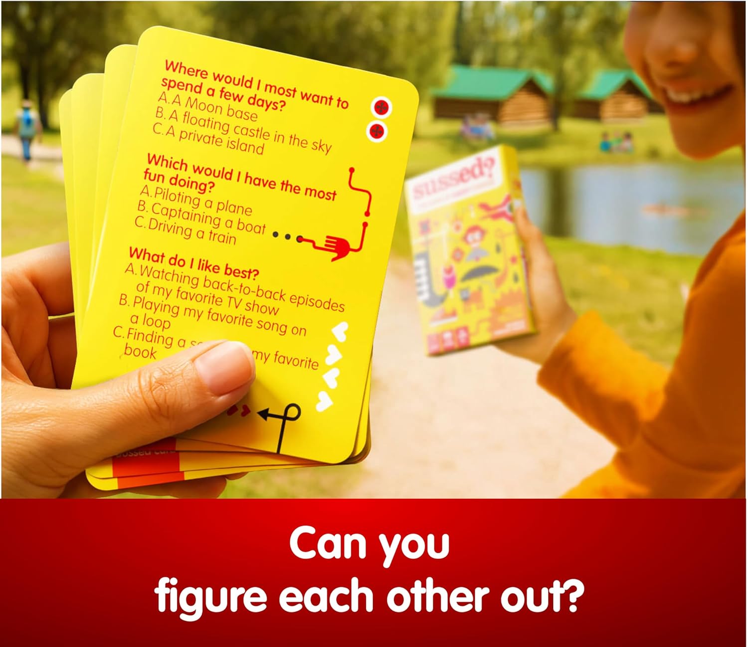 Detalle de SUSSED The Wacky ‘What Would You Do’ Social Card Game – Yellow Deck