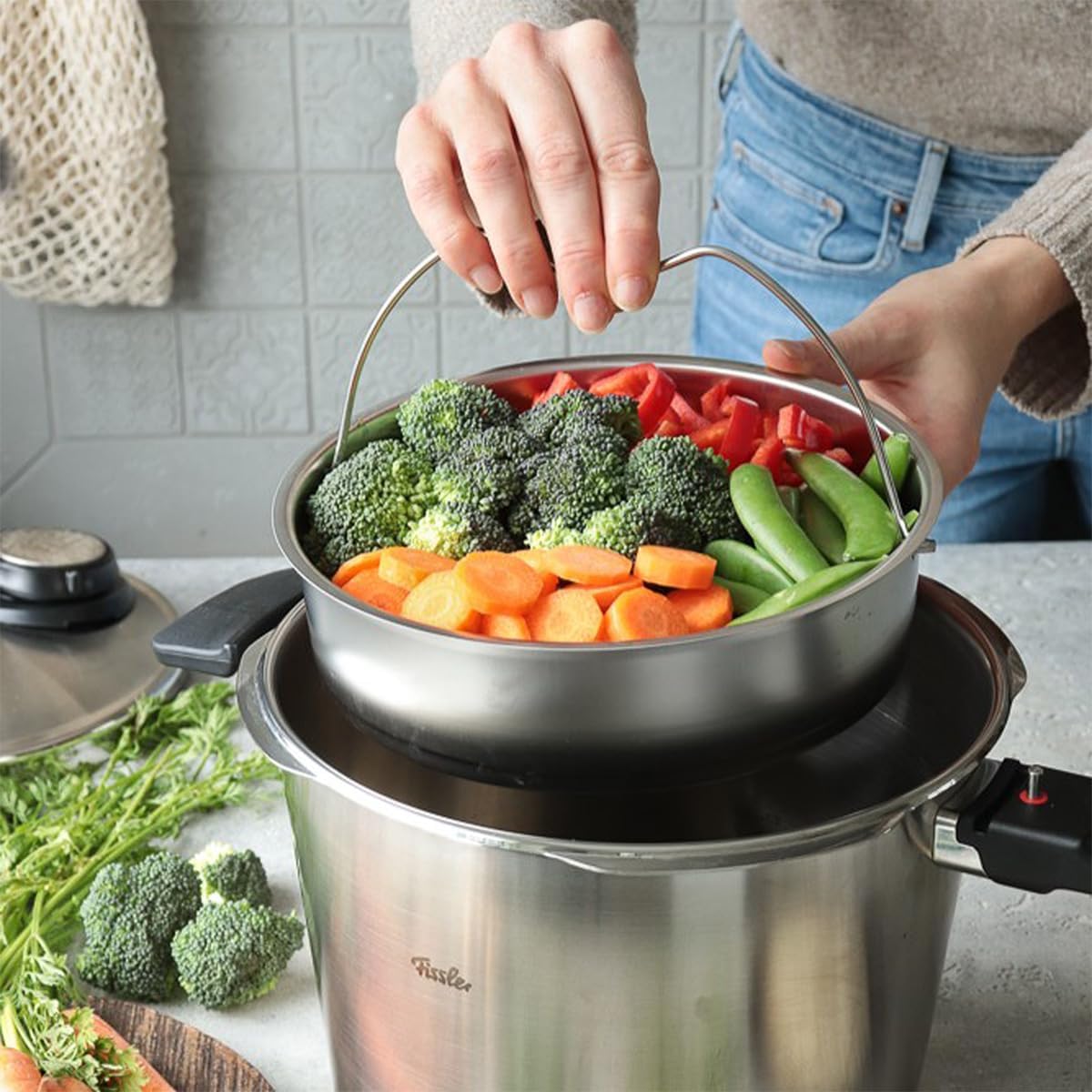 Thumbnail 2 de Fissler Vitavit Premium Schnellkochtopf (6 L, Ø 22 cm) aus Edelstahl – Made in Germany
