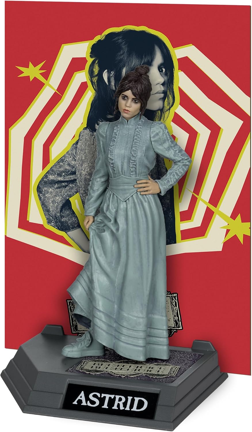 Thumbnail 5 de McFarlane Toys Astrid 6in posed figure