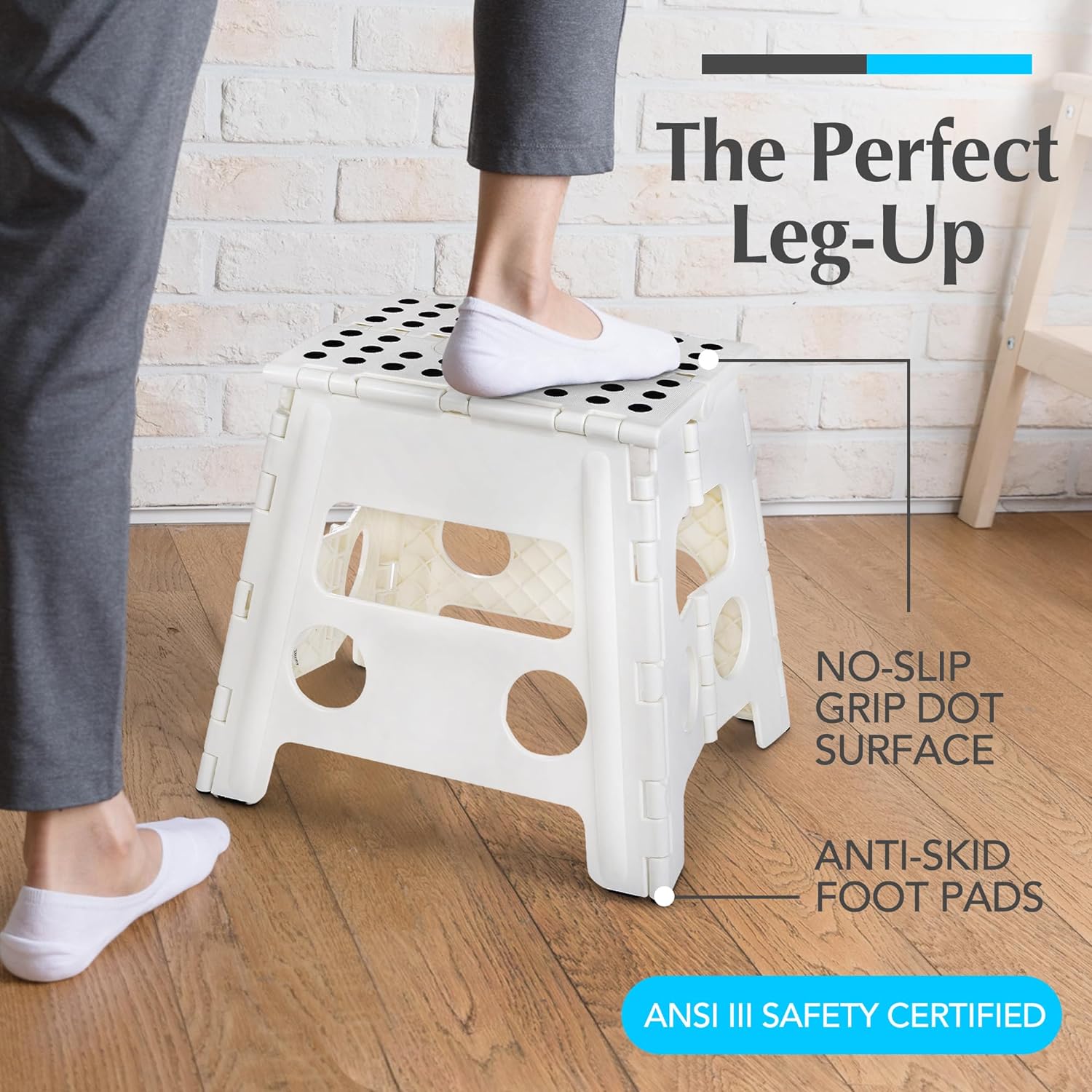 Thumbnail 1 de Handy Laundry Folding Lightweight Step Stool (White, 13 inch) — 300 lb capacity, gripped surface, easy one-flip open