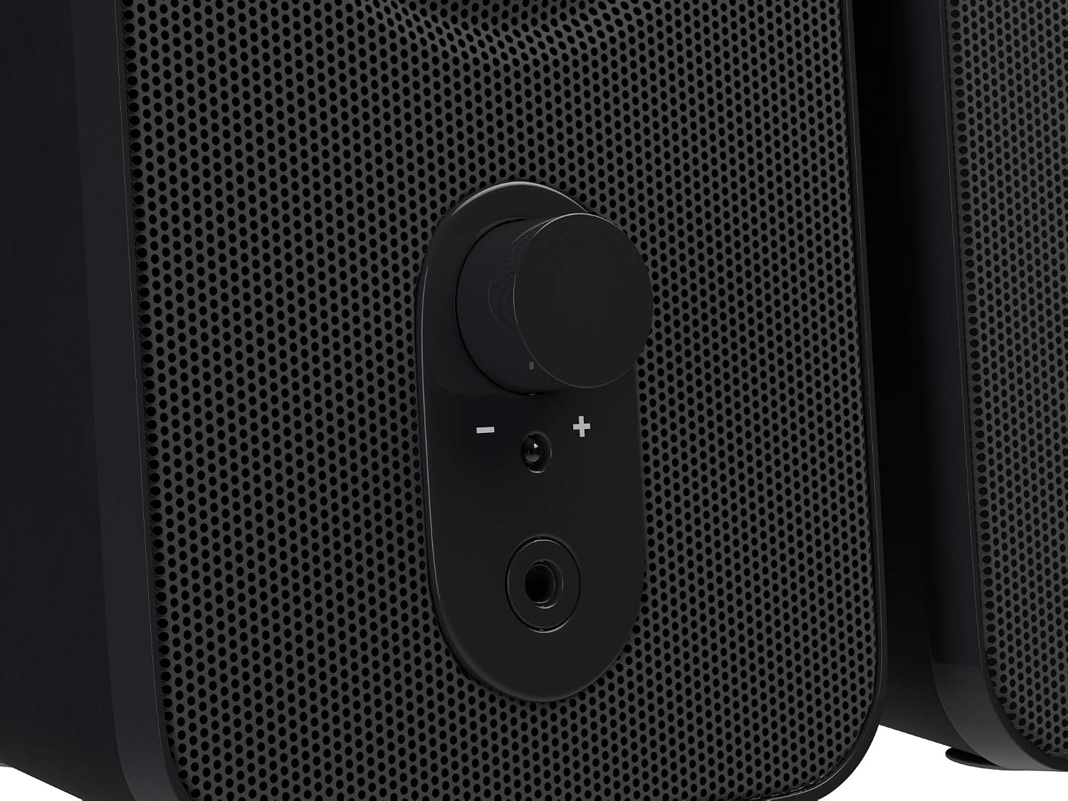 Detalle de Amazon Basics Haut-parleurs pour ordinateur (lot de 2) — alimentation secteur, prise UE, noir