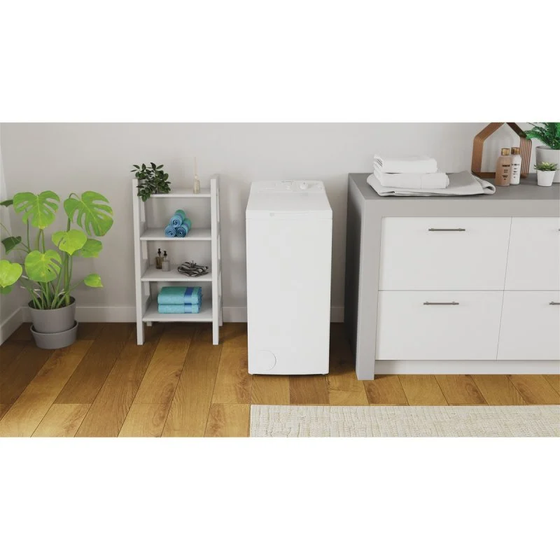 Detalle de Indesit BTW L60400 SP/N: lavadora de carga superior 6 kg para espacios reducidos