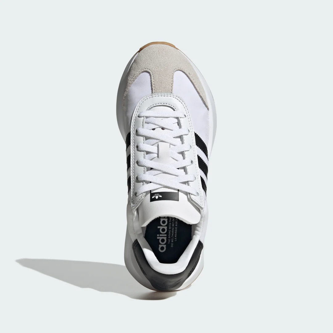 Detalle 2 de Adidas Country XLG (Adolescentes) - Zapatilla blanca, outfit urbano y cómodo para jovenes