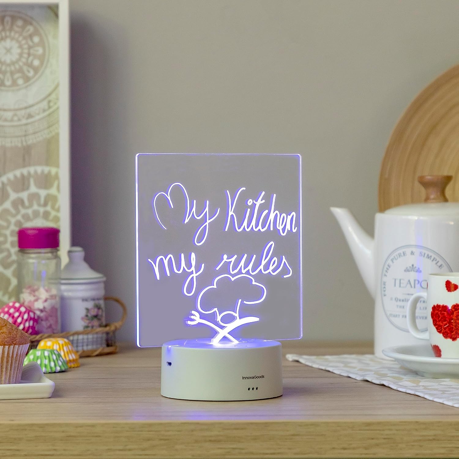 Detalle de InnovaGoods Message Board: LED-Tafel mit Fernbedienung – RGB-Display für Büro, Heimarbeit und Schlafzimmer