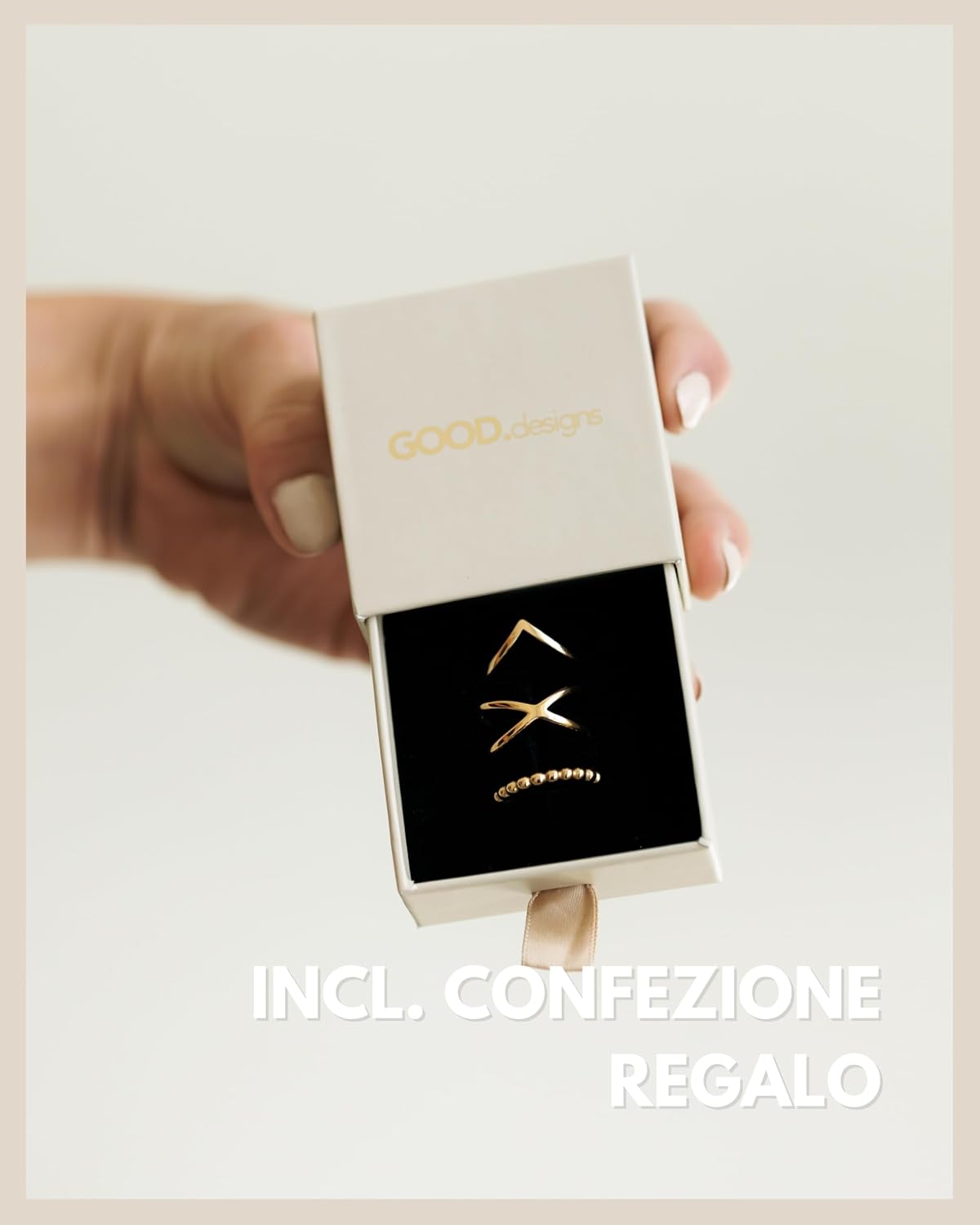 Detalle de GD GOOD.designs set di 3 anelli regolabili in acciaio inossidabile impilabili (argento, oro 18K, oro rosa) con scatola regalo