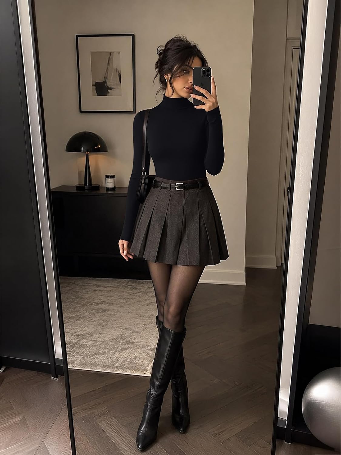 Detalle 2 de REORIA Women's Turtleneck Bodysuit, Double-Lined Stretch Nylon Blend