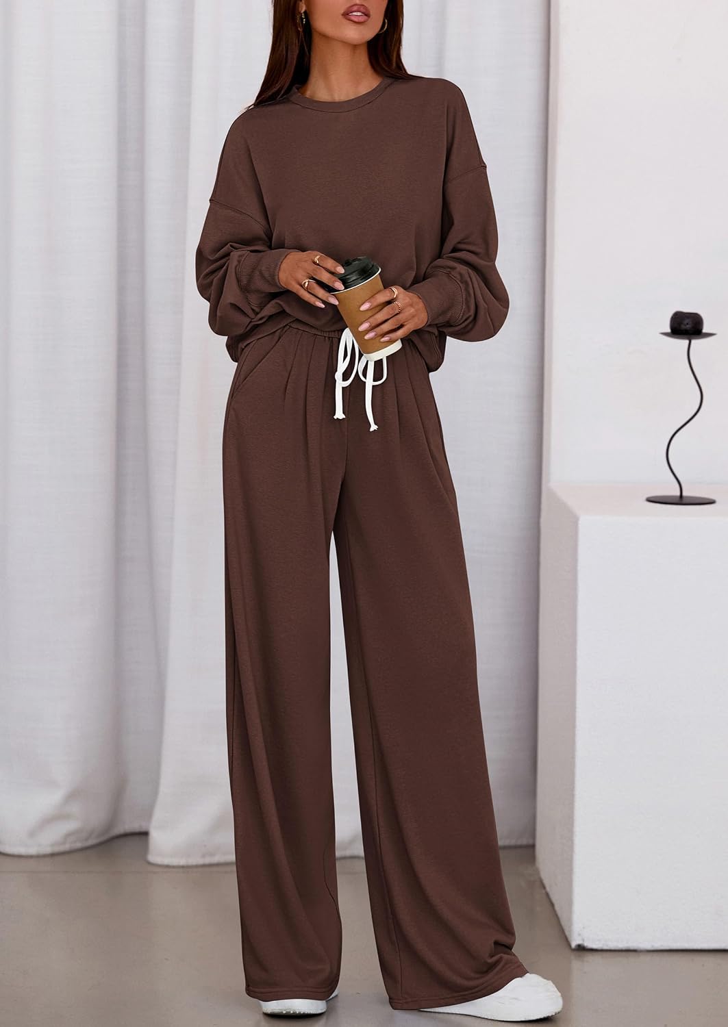 Detalle de PRETTYGARDEN PR1122 Two-Piece Lounge Set with Crew-Neck Top and Wide-Leg Pants