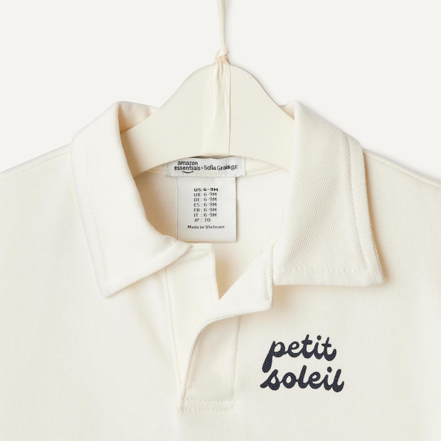 Detalle de Amazon Essentials x Sofia Grainge Jungen- & Kleinkinder-Set aus Baumwoll-Piqué: Kurzarm-Hemd + Shorts