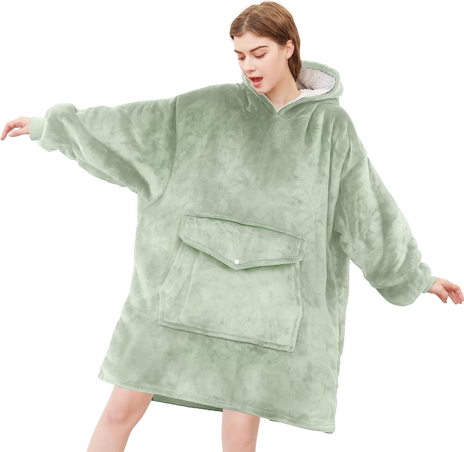 Detalle de YUGYVOB Oversized Wearable Blanket Hoodie, Light Green Sherpa with Giant Pocket