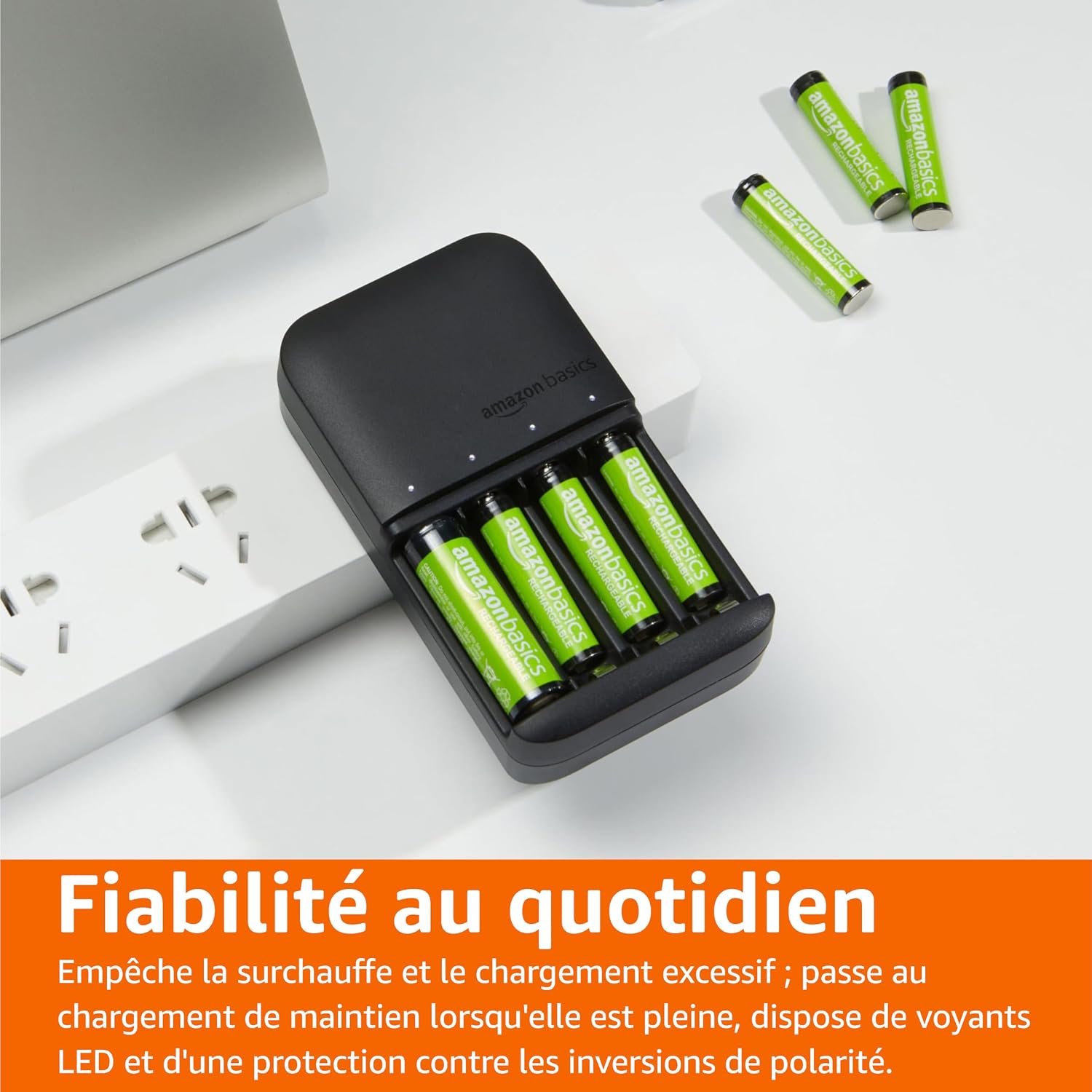 Detalle 2 de Amazon Basics Chargeur de piles NiMH à 4 emplacements – prise européenne, noir