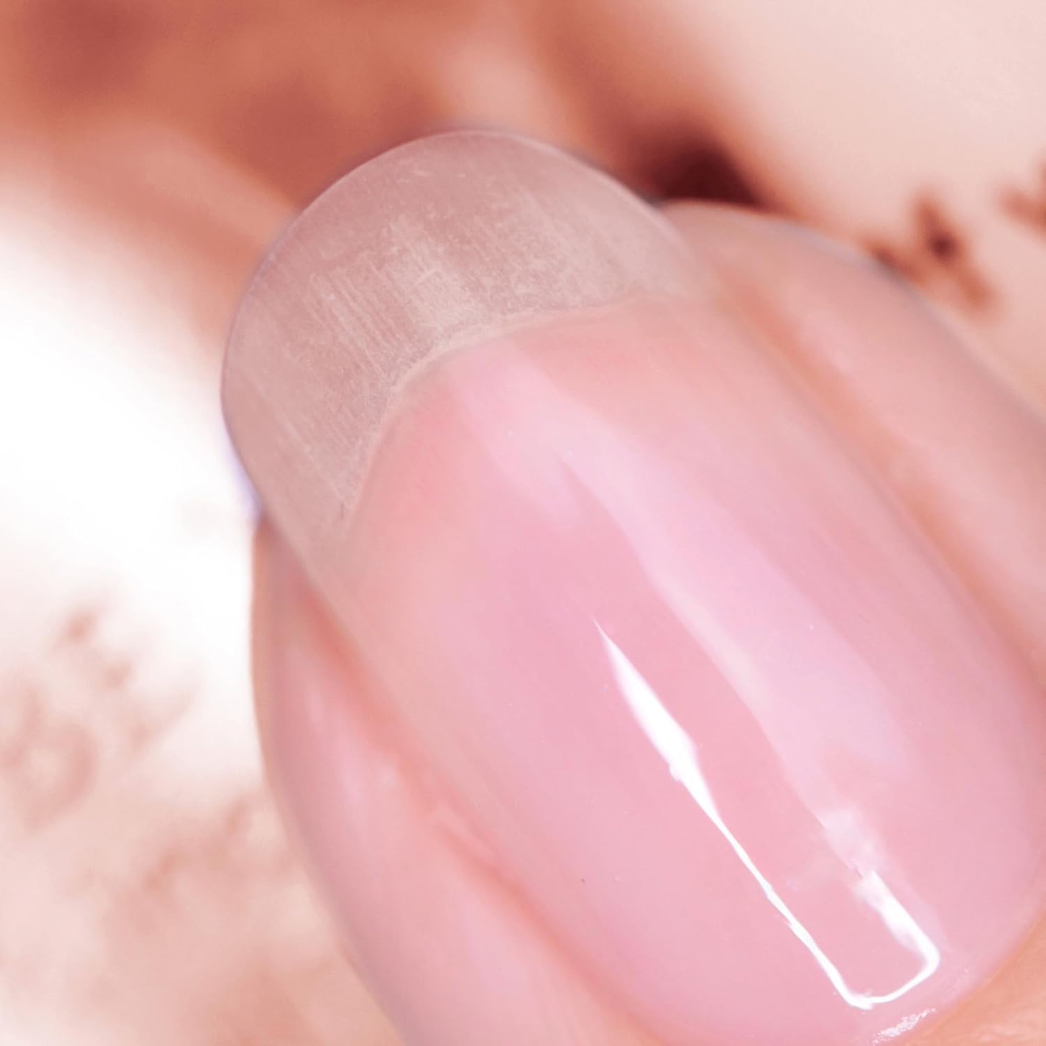 Detalle 2 de Nails.INC 45 Second Top Coat – fast-drying high-gloss finish