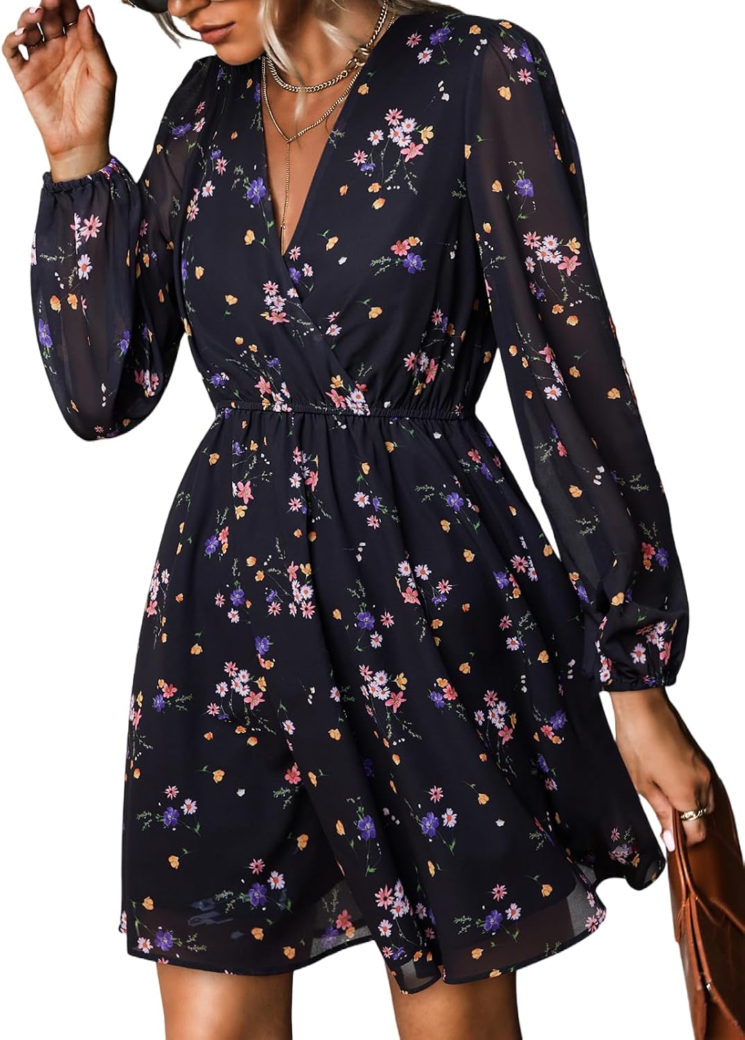 Detalle de Cupshe Abito autunnale chiffon mini con scollo a V