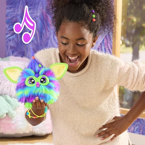 Detalle de Furby Galaxy de Furby (peluche interactivo que brilla en la oscuridad) – versión en español