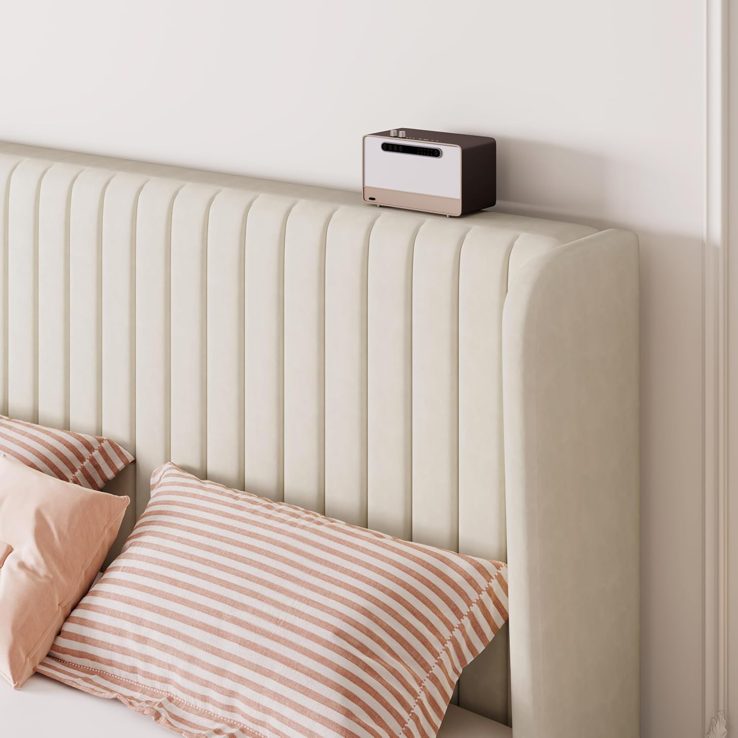 Detalle de SHA CERLIN Queen Bed Frame